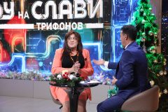 Следновогодишното шоу на 7/8 TV - Краси Радков в ролята на Неделя Щонова