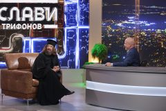 Краси Радков като Отец Нафърфорий