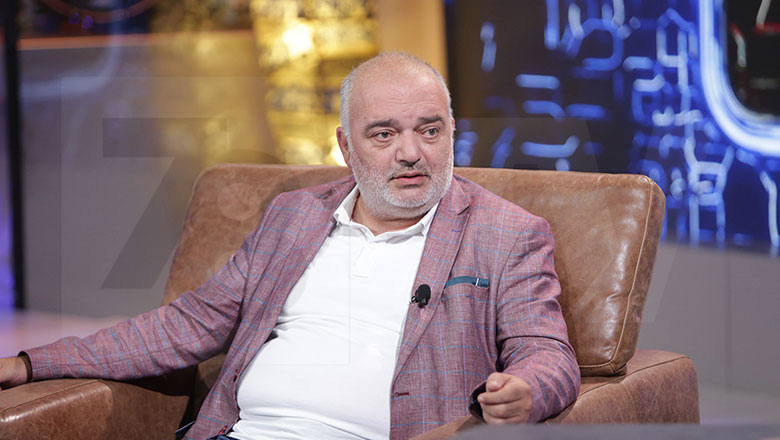 Вечерното шоу на Слави Трифонов - гостува Арман Бабикян