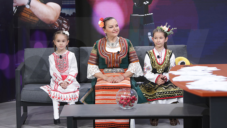 Tonight with Шкумбата - Сорина Богомилова, Крисия Валериева и Сияна Василева